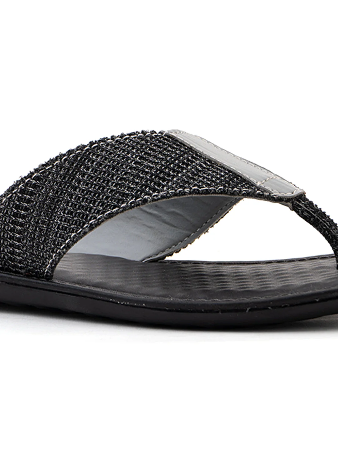 Khadim Casual Flip Flops for Men - Image 6
